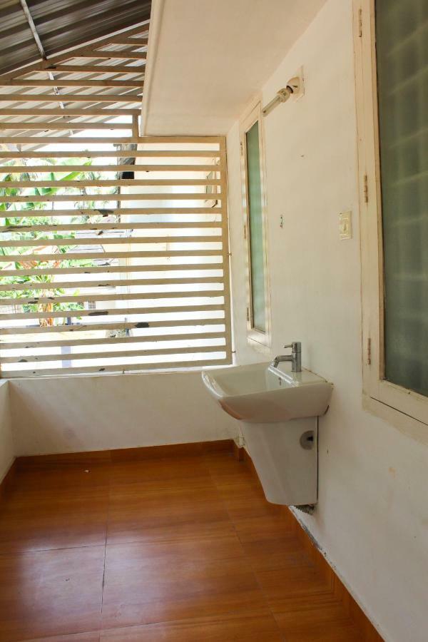 Magic Land Resorts Athirapally Irinjalakuda Extérieur photo