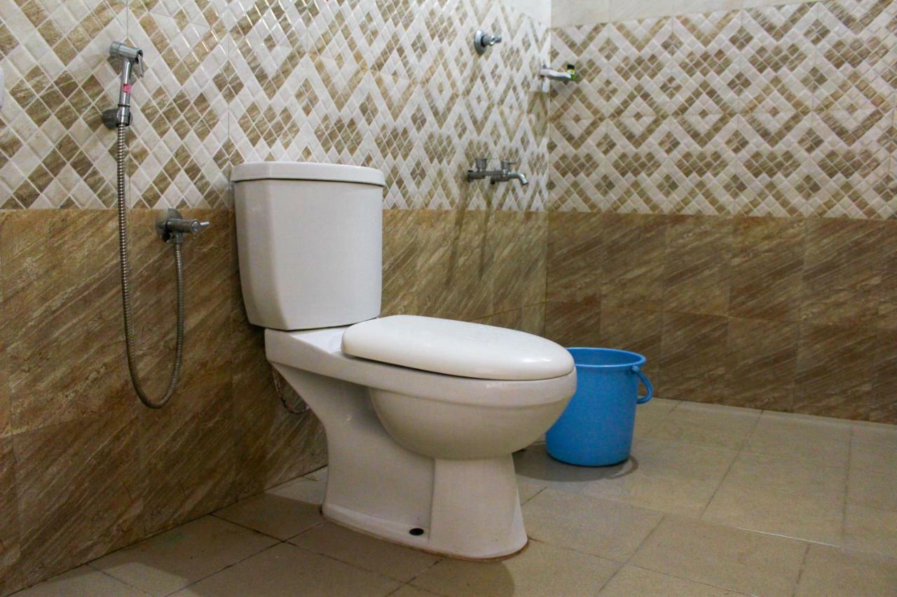 Magic Land Resorts Athirapally Irinjalakuda Extérieur photo